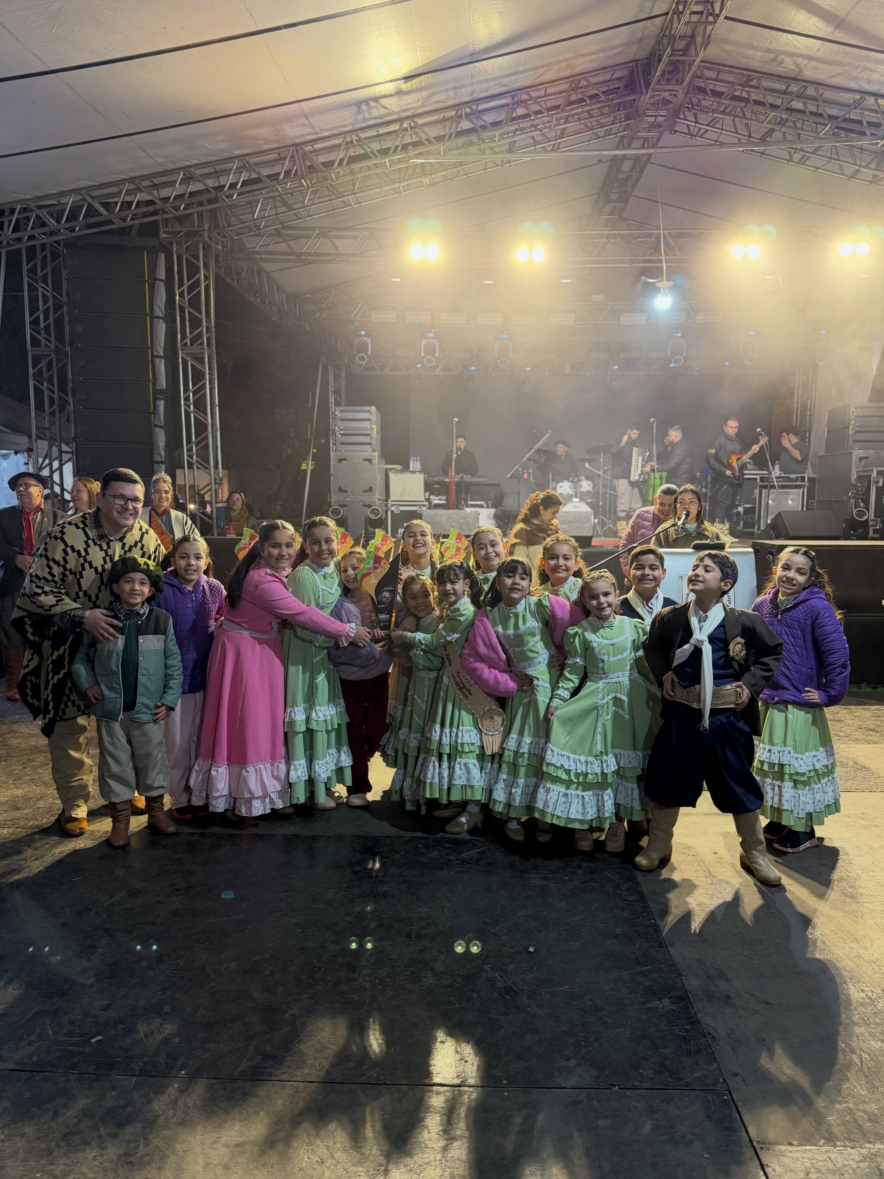 entrevero - pré mirim coreografia.jpg